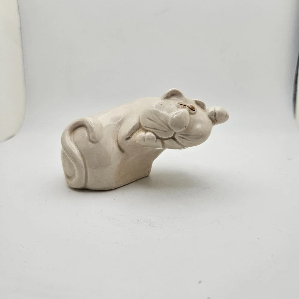 Vintage‎ Sleeping Cat Pepper Shaker Cream Ceramic Kitty Novelty Kitchen Decor